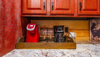 bourbon street slider 17