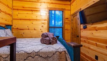 bourbon street slider 19